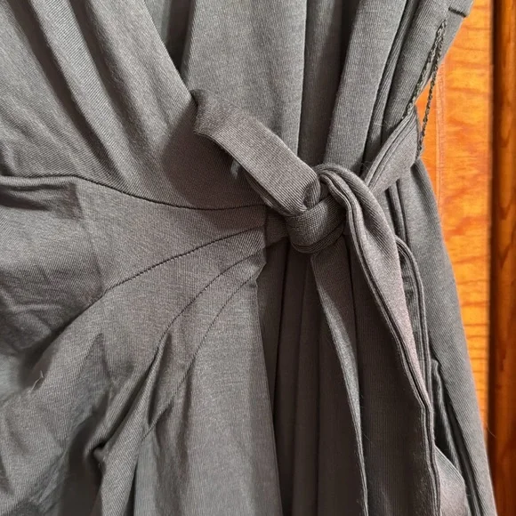 NWT QUINCE tencel maternity &nursing wrap dress. Dark Olive - multiple sizes - Picture 3 of 8